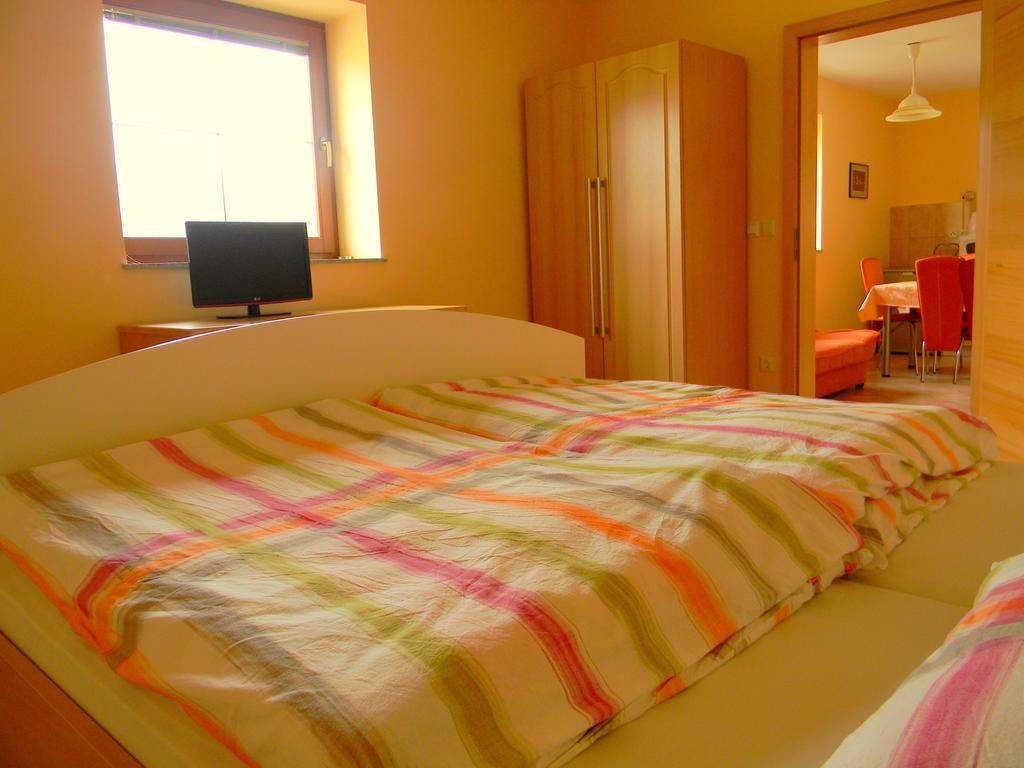Villa Tourist Farm Kolar Ljubno Zimmer foto