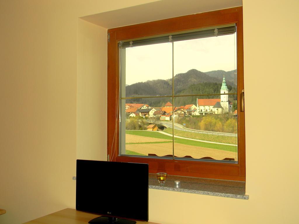 Villa Tourist Farm Kolar Ljubno Zimmer foto